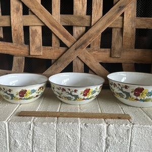 Vintage enamelware bowls set of three floral